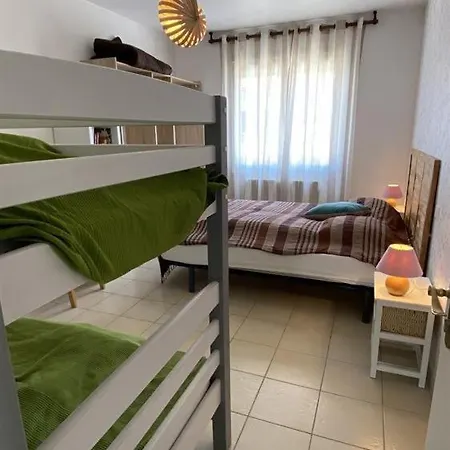 Maison A Deux Pas Du Port De ! Spo000-558 *